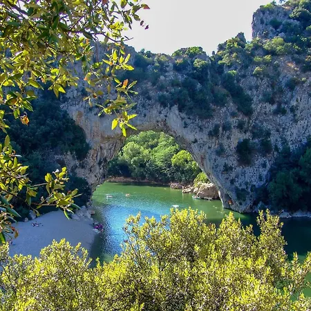 Сasa de vacaciones With River Views, *