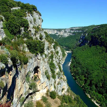 With River Views, 펜션